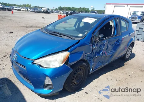 2013 Toyota Prius C Four/One/Three/Two z USA, uszkodzony, nr VIN JTDKDTB31D1545050